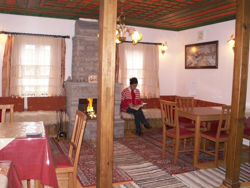 Terpsichori Guesthouse Kapesovo Exterior photo